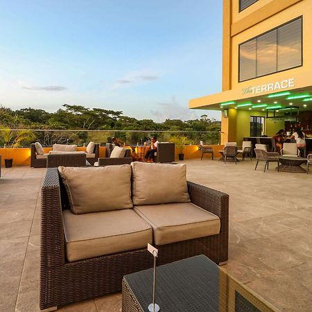 Comfort Inn & Suites Tobago Signal Hill Exterior photo